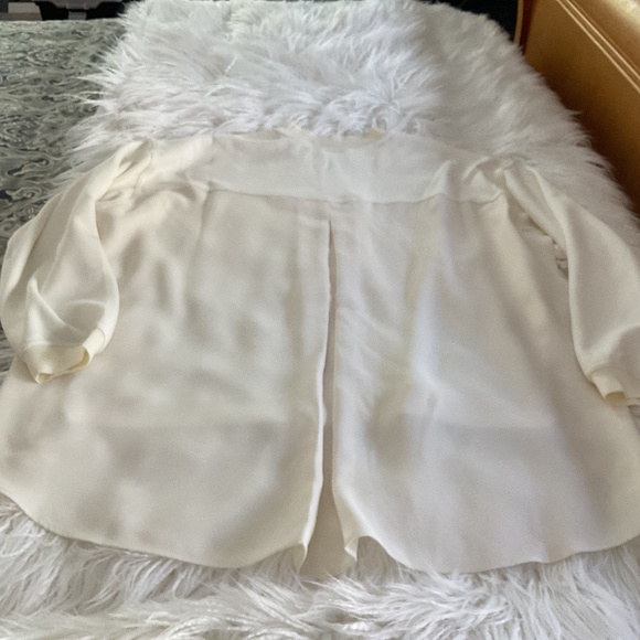 Club Monaco Modern Sweatshirt - Picture 3 of 4